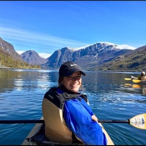 Meet your Posher, Riley